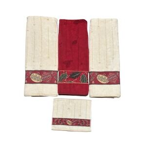 Lenox Holiday Bath Towels Set Of 3 Towels & 1 Wash Cloth